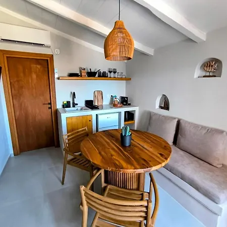 Malakion Lux Seaside Jacuzzi