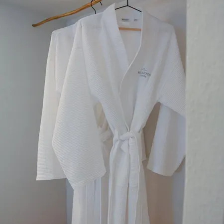 펜션 Malakion Lux Seaside Jacuzzi *