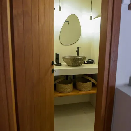 펜션 Malakion Lux Seaside Jacuzzi *